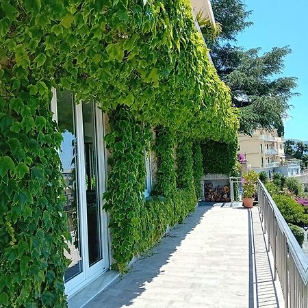 بييفي ليجوري B&B Villa Shiverty المظهر الخارجي الصورة